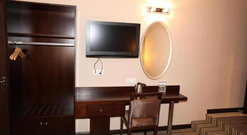 1 City Hotel Кота-Кинабалу Экстерьер фото