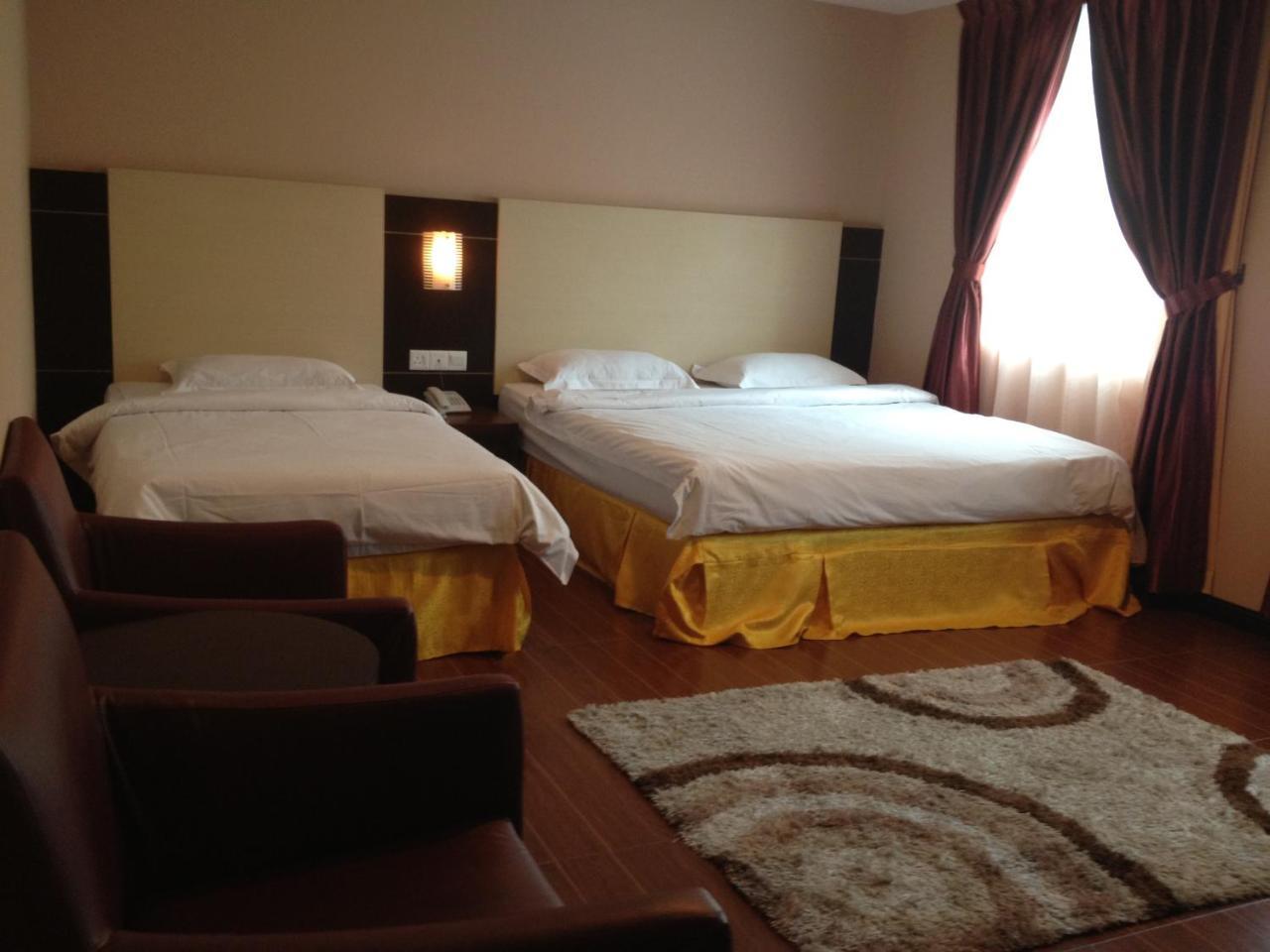 1 City Hotel Кота-Кинабалу Экстерьер фото